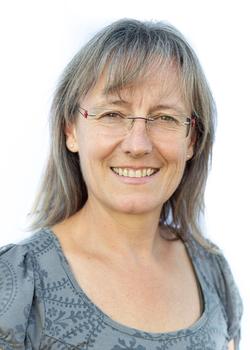 Helga Dolinek