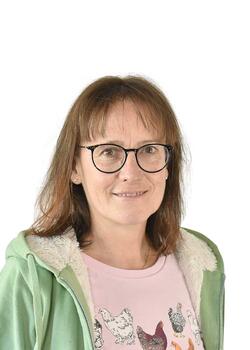 Helga Dolinek